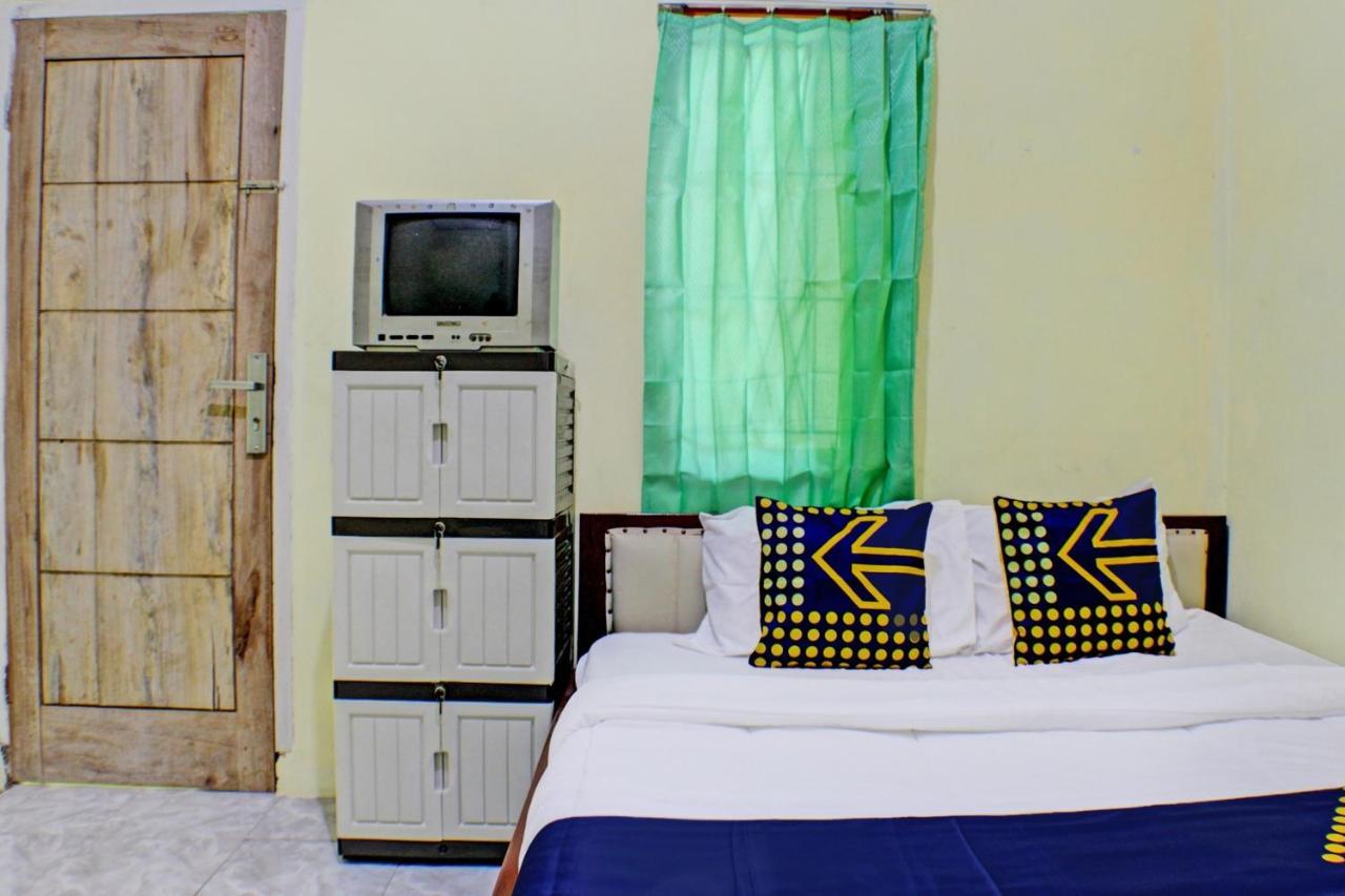 Spot On 93089 Homestay Kamar Hijau Syariah 班达楠榜 外观 照片